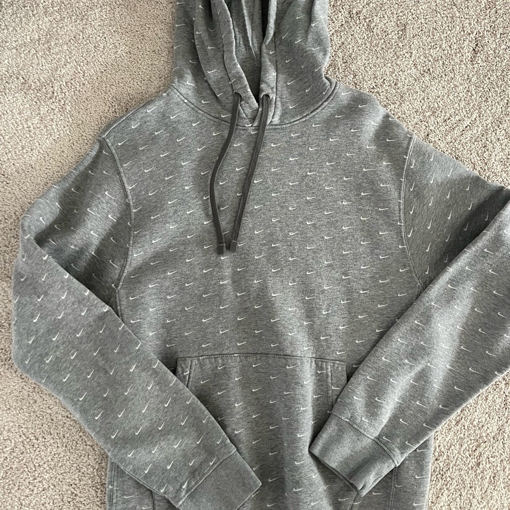 Nike Gray Patterned Men's Sweater
